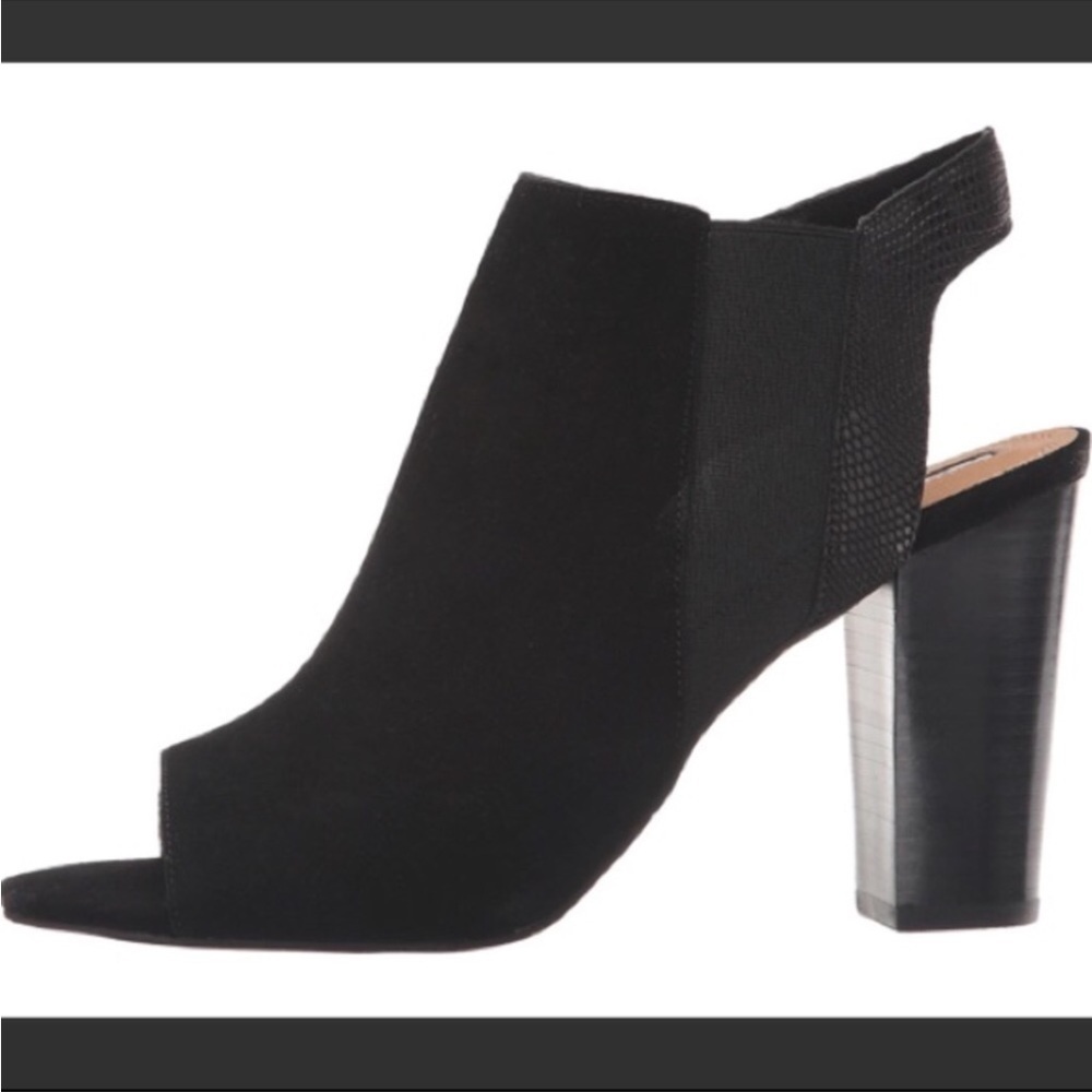 Tahari sz 6.5 Mercy black suede peep toe heeled sandals
